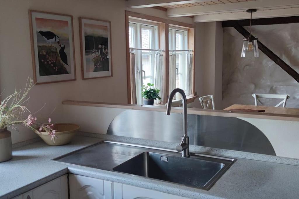 Cozy Cottage Klaksvík Екстериор снимка
